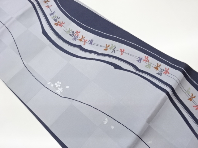 変わりよろけ縞に桜・葉模様織出し名古屋帯